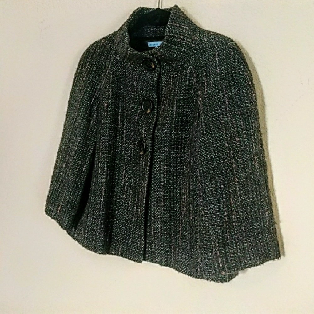 Antonio Melani Cropped Cape